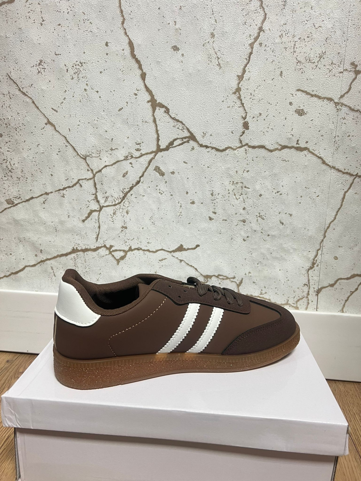 DEPORTIVAS CHOCOLATE