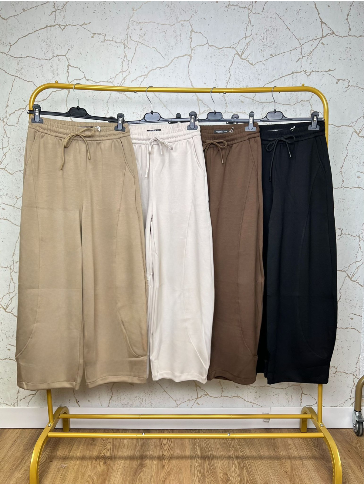PANTALÓN CHANDAL MOKA